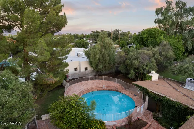 $2,000,000 | 1522 West Myrtle Avenue, Phoenix, AZ 85021