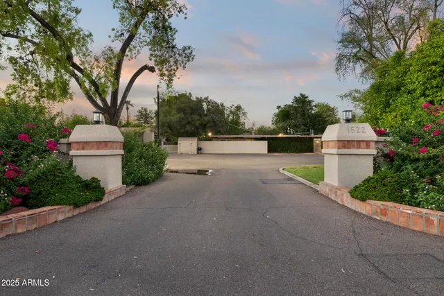 $2,000,000 | 1522 West Myrtle Avenue, Phoenix, AZ 85021