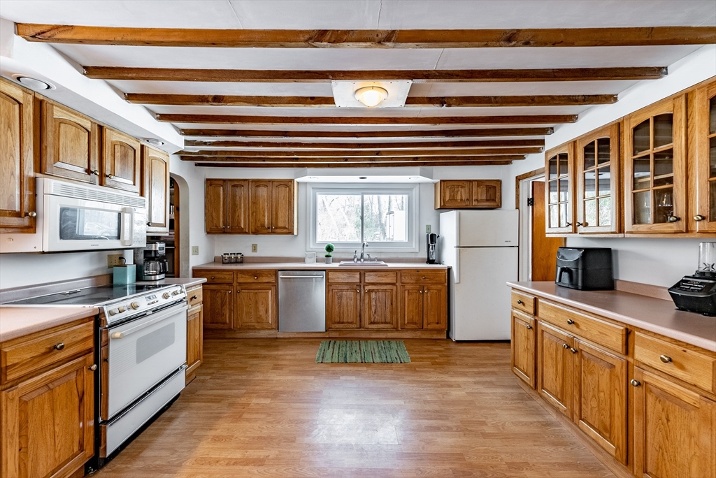 46 Miller Road Southwick, MA 01077 - Photo 1 of 39 Gallery Image 1