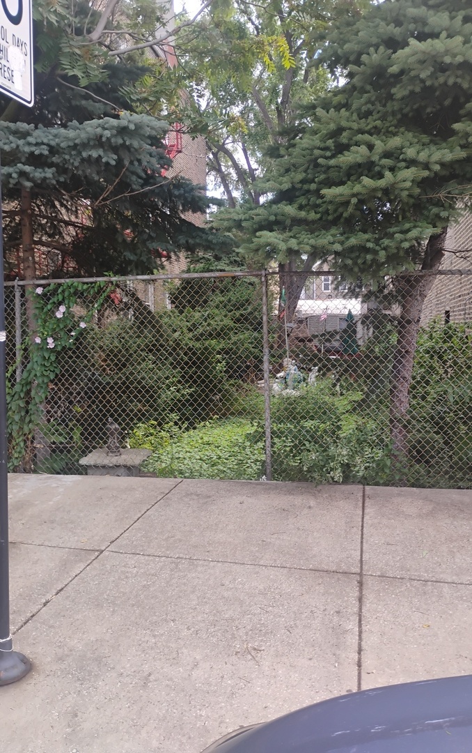 2015 South Throop Street Chicago, IL 60608 - Photo 3 of 4
