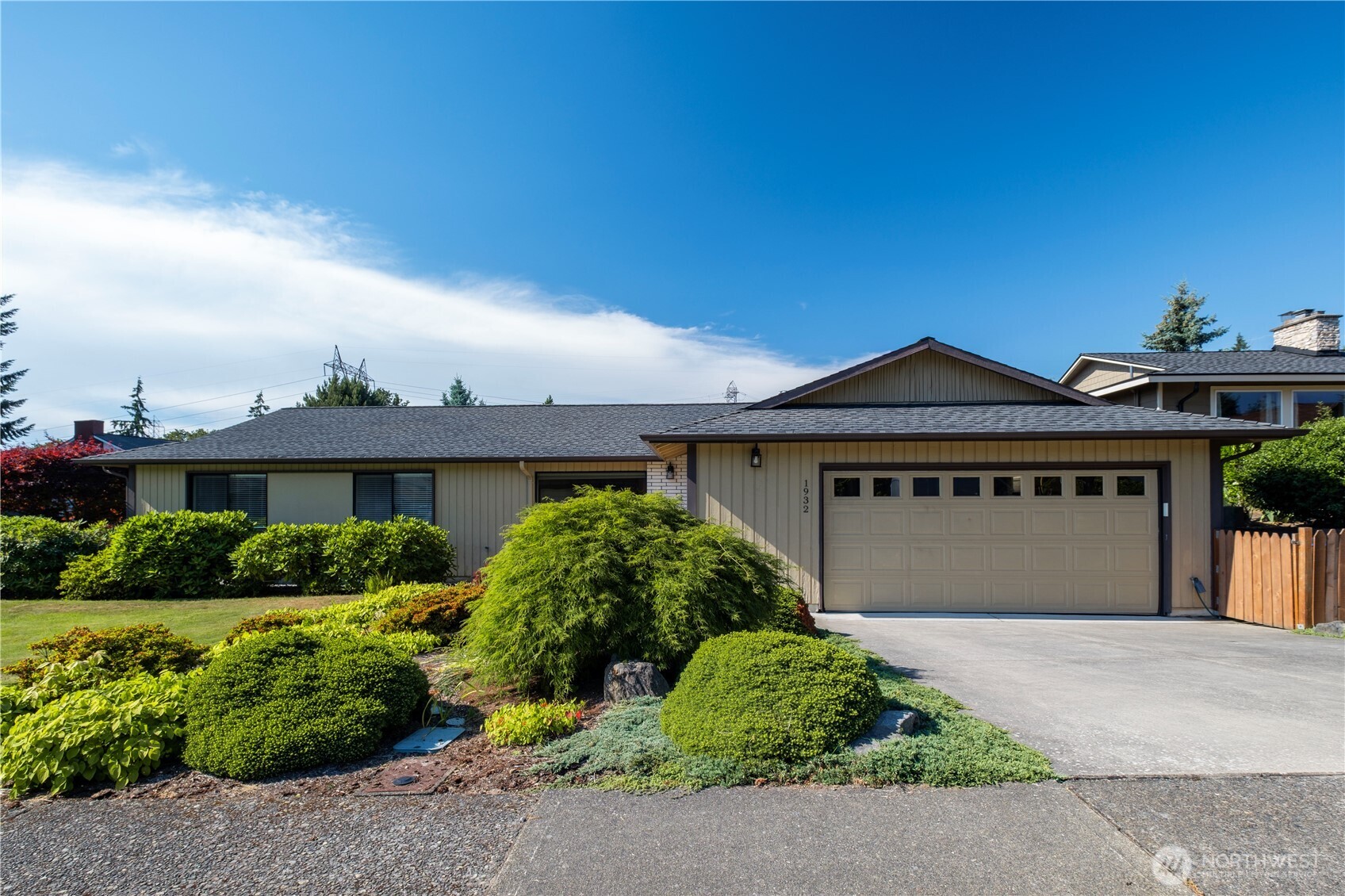 1932 Southeast 17th Court Renton, WA 98055 - Photo 1 of 40 Gallery Image 1
