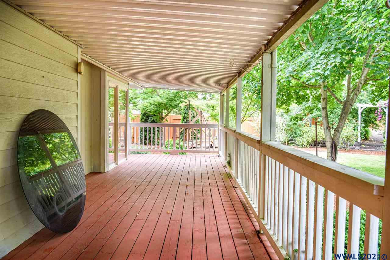 2524 Del Rio Court Southeast Albany, OR 97322 - Photo 21 of 26 Gallery Image 21