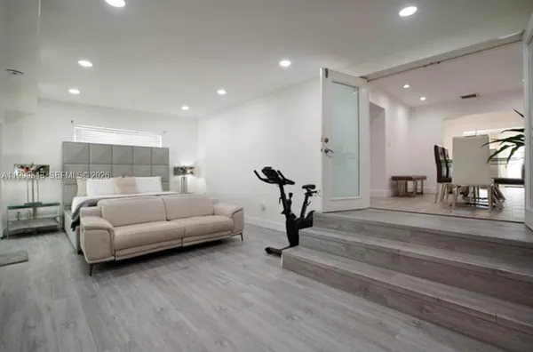 $7,200 | 3675 Southwest 26th Street, Miami, FL 33133