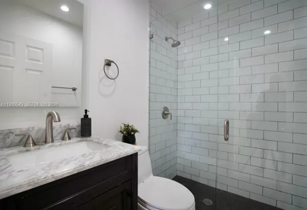 $7,200 | 3675 Southwest 26th Street, Miami, FL 33133