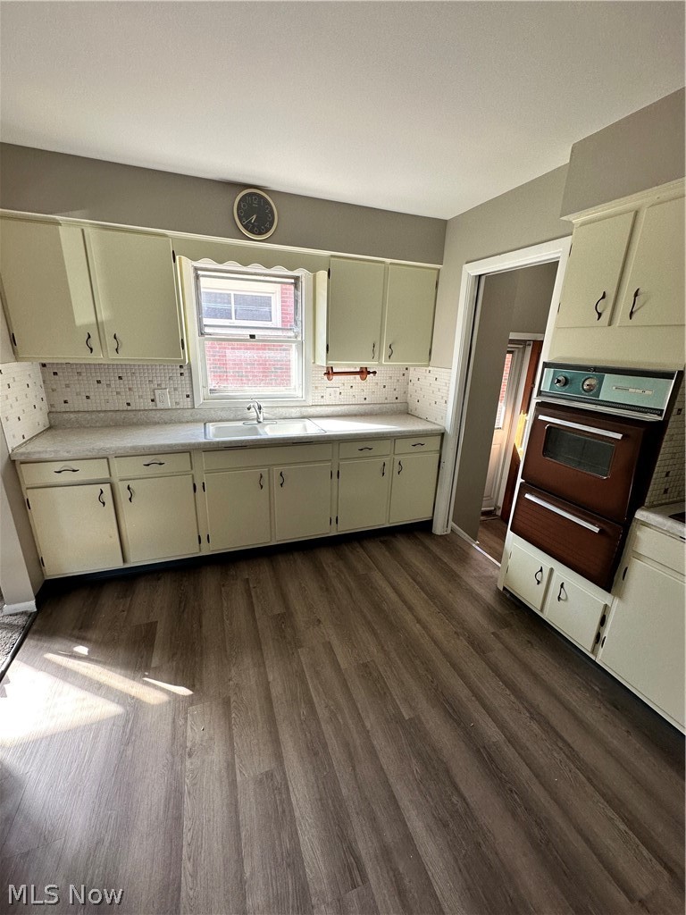 13521 Carpenter Road Garfield Heights, OH 44125 - Photo 6 of 14