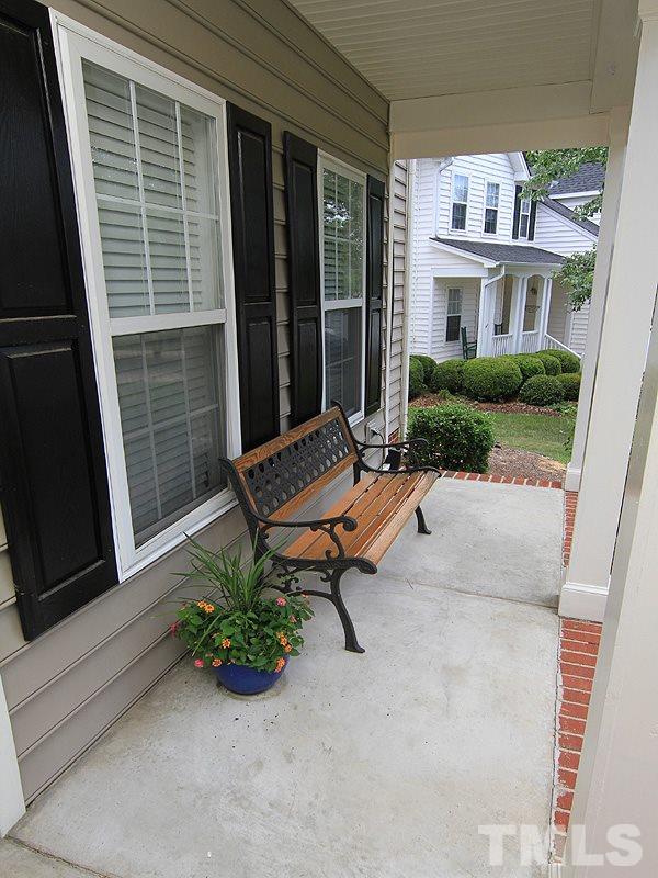 1323 Red Twig Road Apex, NC 27502 - Photo 4 of 25 Gallery Image 4