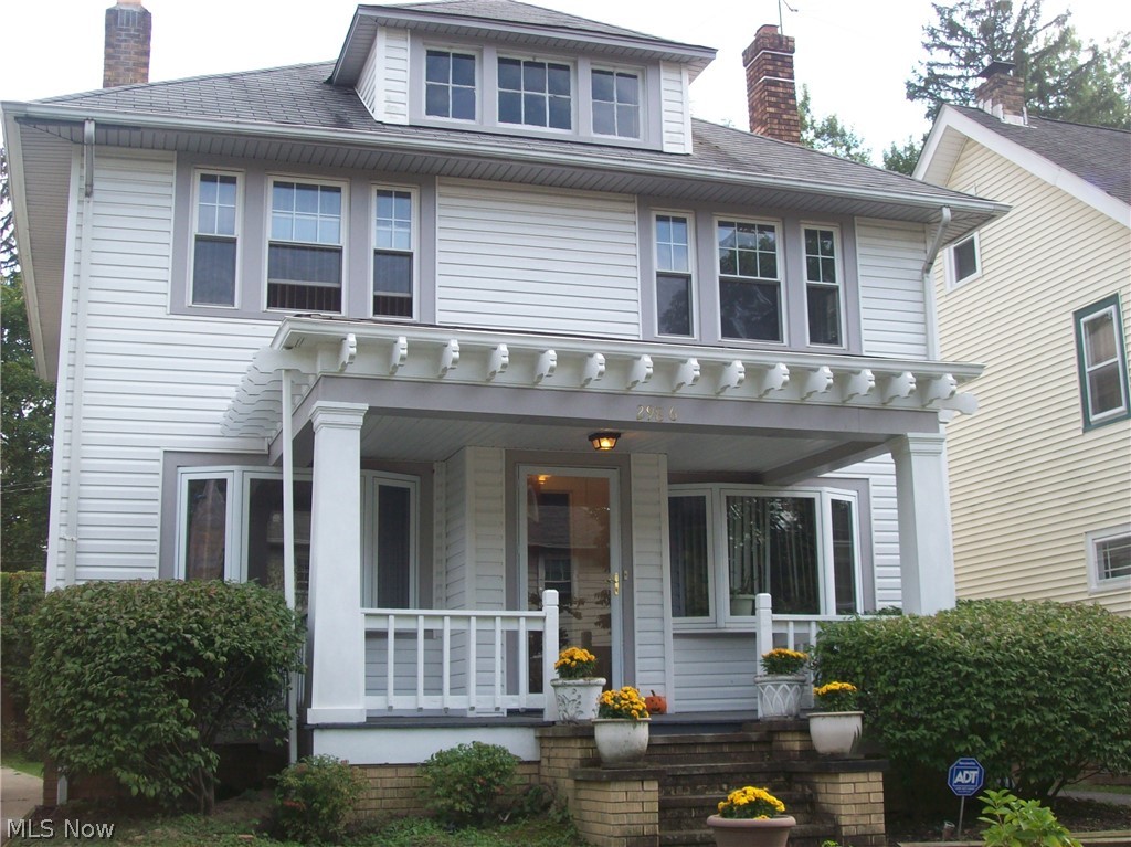 2986 Kensington Road Cleveland, OH 44118 - Photo 1 of 29 Gallery Image 1