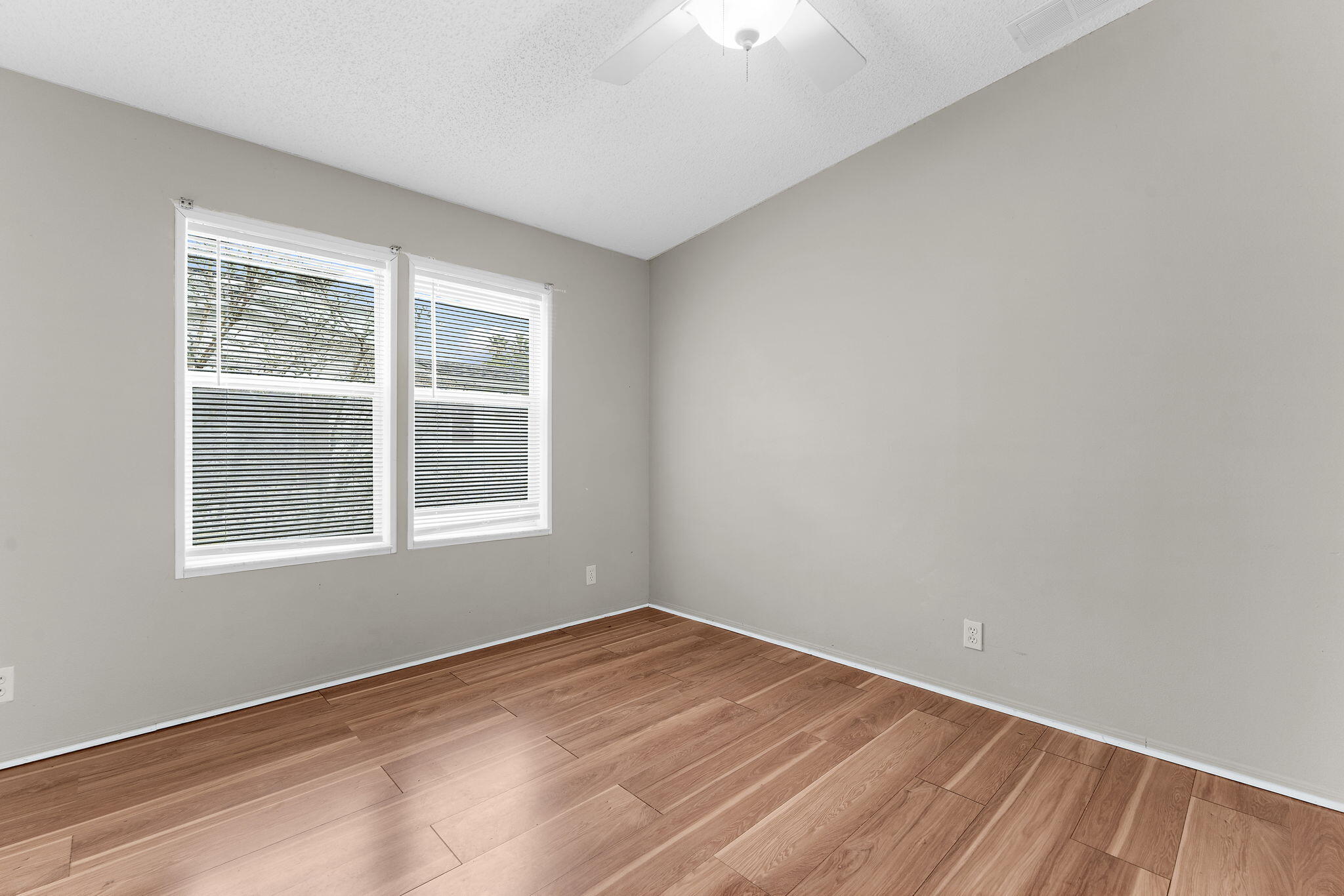 1606 Terns Nest Road Charleston, SC 29412 - Photo 28 of 49 28-web-or-mls-DSC05604