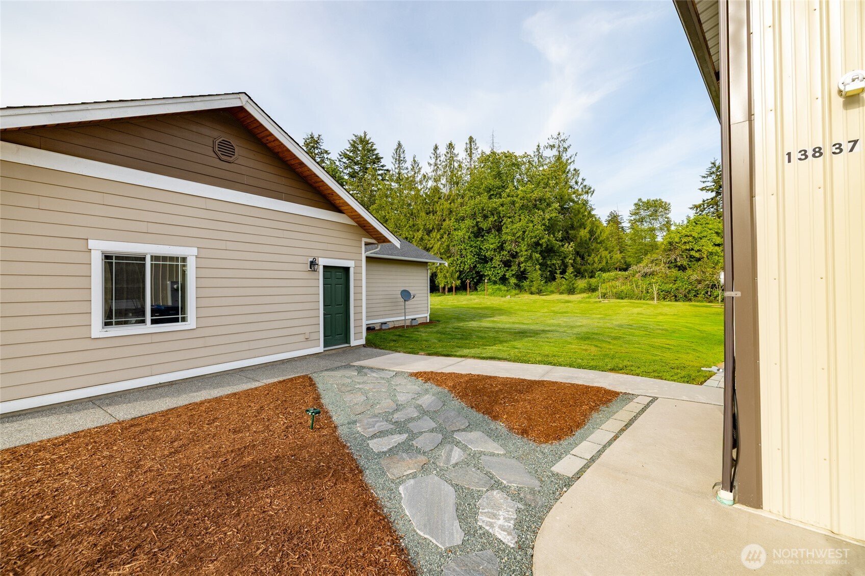 13837 Bayview Road Mount Vernon, WA 98273 - Photo 34 of 37