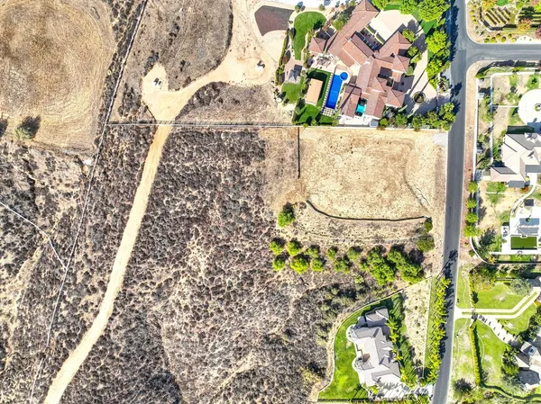 $1,200,000 | 43677 Calle De Velardo, Temecula, CA 92592