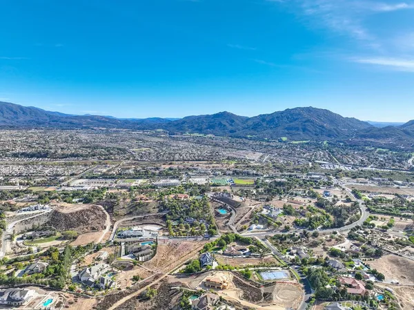 $1,200,000 | 43677 Calle De Velardo, Temecula, CA 92592