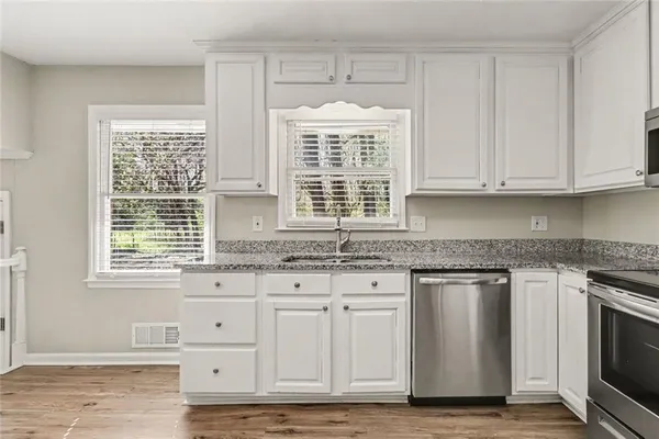 $259,900 | 1769 Hickory Street Southeast, Conyers, GA 30013