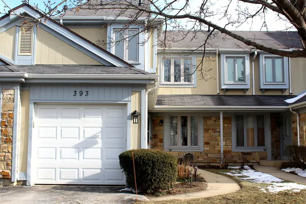 $2,750 | 393 Catbird Lane, Deerfield, IL 60015
