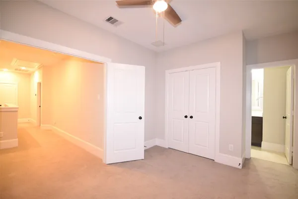 $2,600 | 11918 Stirling Row Lane, Houston, TX 77082
