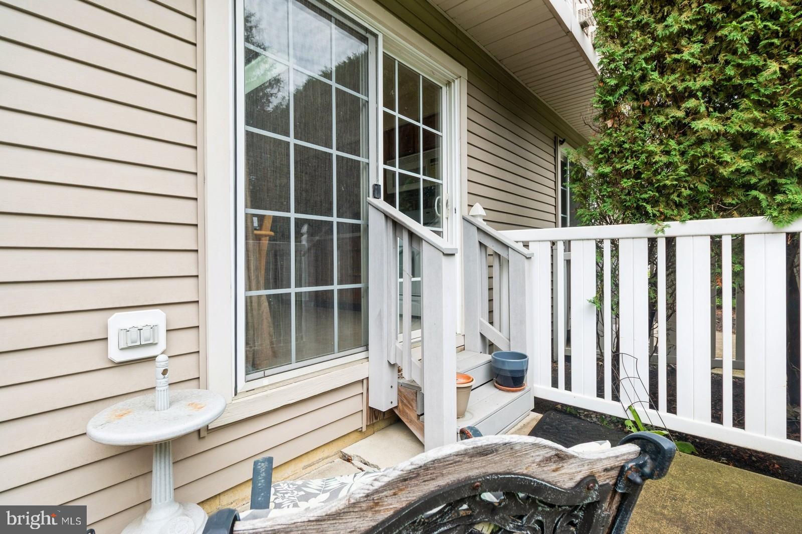 104 Coventry Way Mount Laurel, NJ 08054 - Photo 21 of 23 a balcony with table and chairs