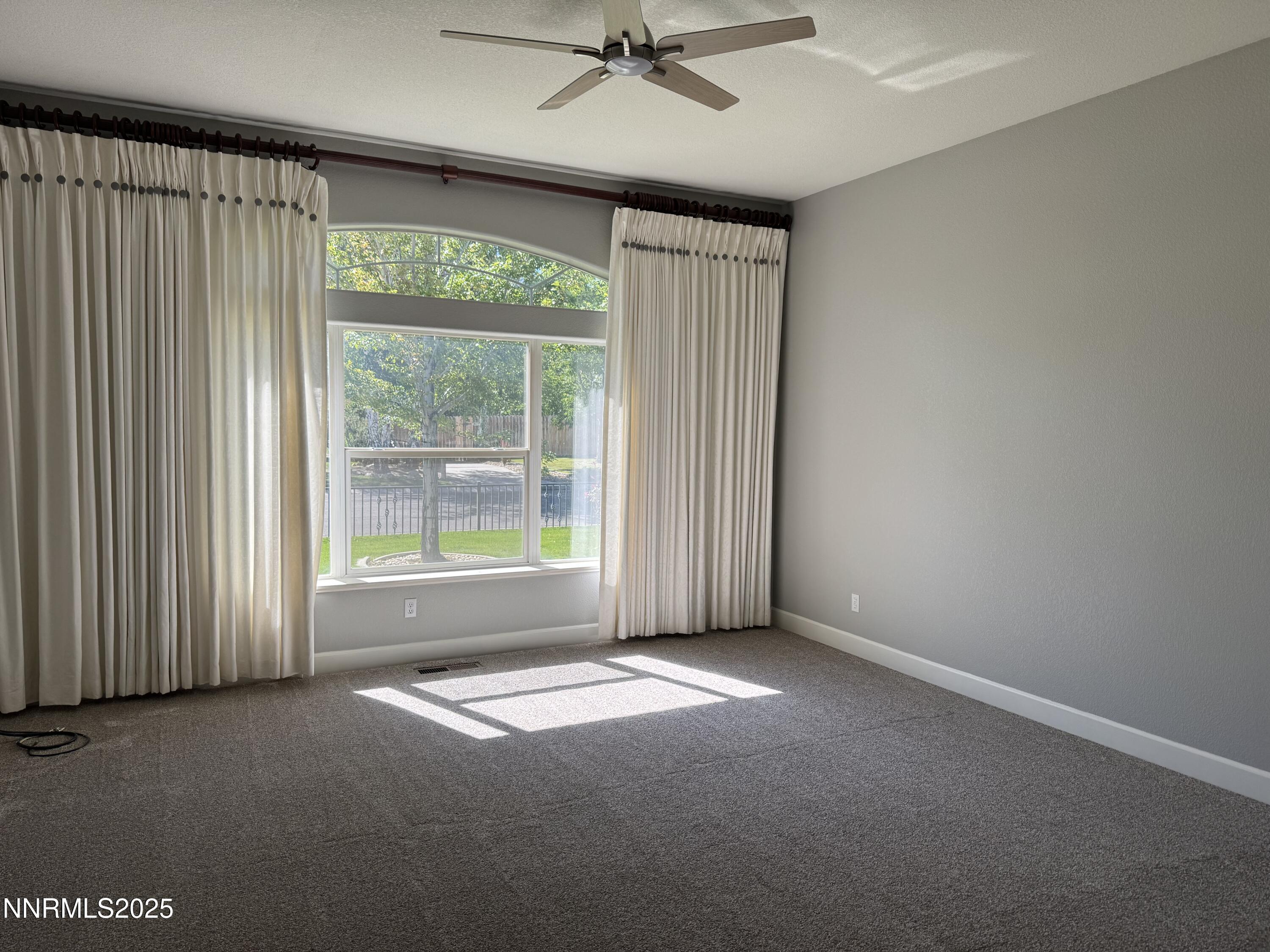 2511 Simons Court Carson City, NV 89703 - Photo 27 of 50 IMG_2991
