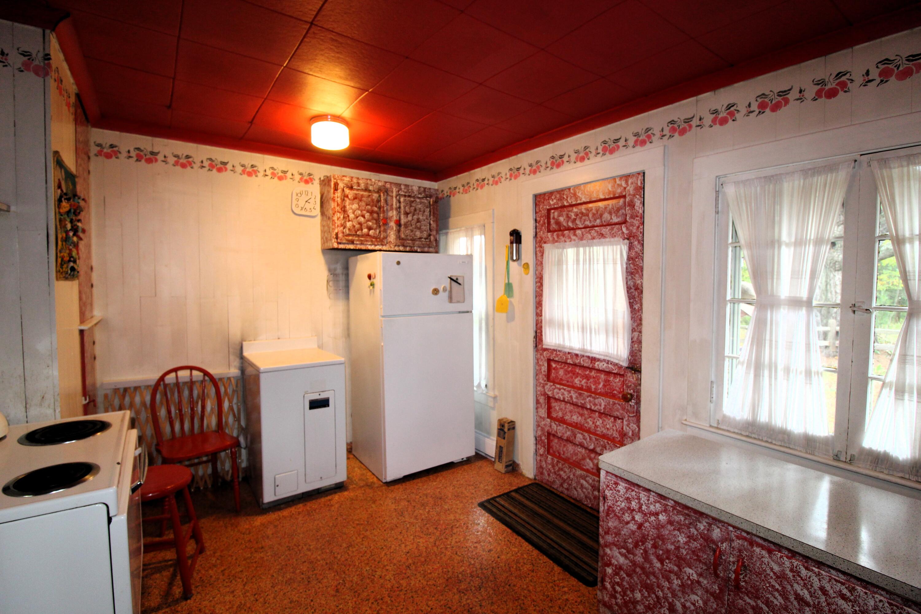 1719 South Wakeley Bridge Road Grayling, MI 49738 - Photo 15 of 55 Gallery Image 15