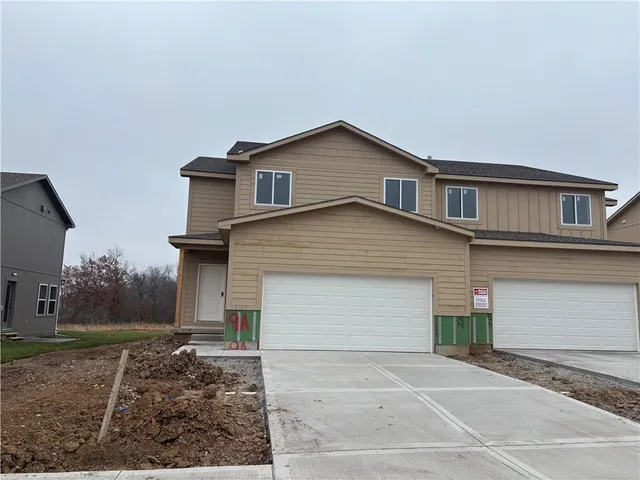 $370,000 | 4709 South Brentwood Avenue, Kansas City, MO 64136