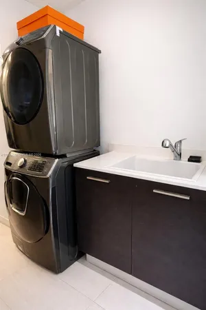 a picture of city view