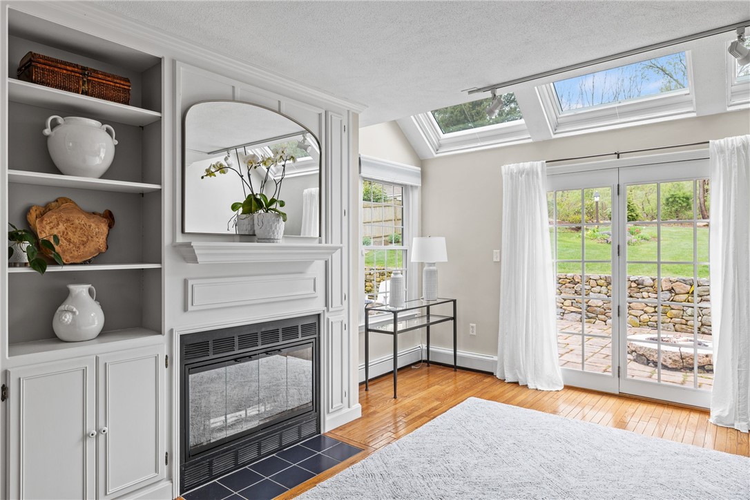 30 Hillside Road Cumberland, RI 02864 - Photo 14 of 49