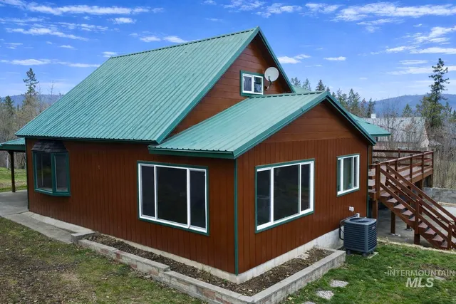 $279,900 | 418 Bryan Drive, Kamiah, ID 83536