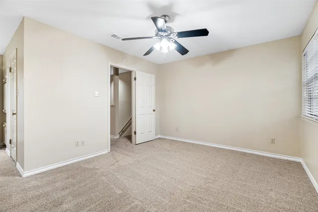 $1,900 | 2408 Enfield Road, Unit 211, Austin, TX 78703