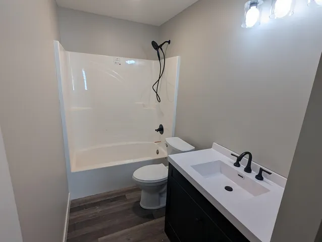 $204,900 | 2208 24th Avenue, Fort Wayne, IN 46802