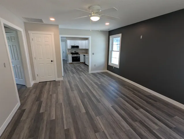 $204,900 | 2208 24th Avenue, Fort Wayne, IN 46802