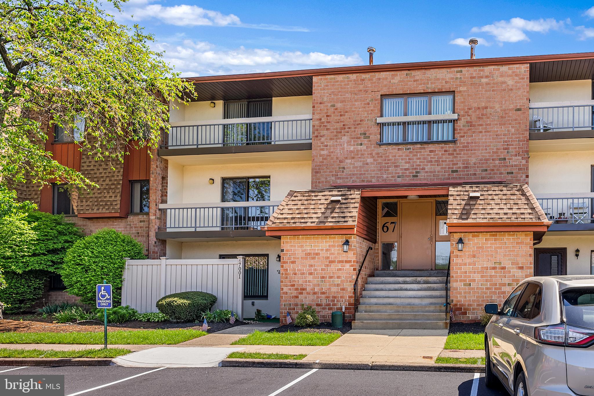 67101 Delaire Landing Road, Unit 101 Philadelphia, PA 19114 - Photo 1 of 29 Gallery Image 1