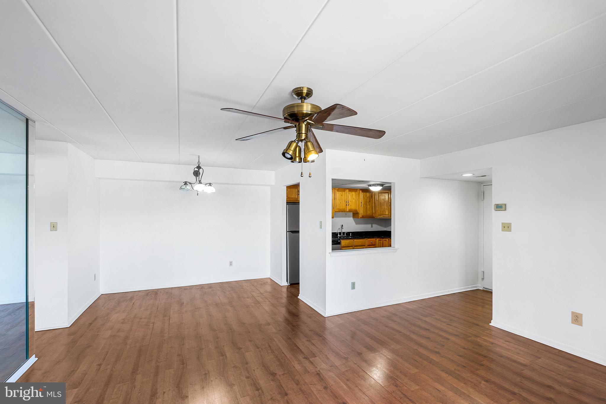 67101 Delaire Landing Road, Unit 101 Philadelphia, PA 19114 - Photo 5 of 29 Gallery Image 5