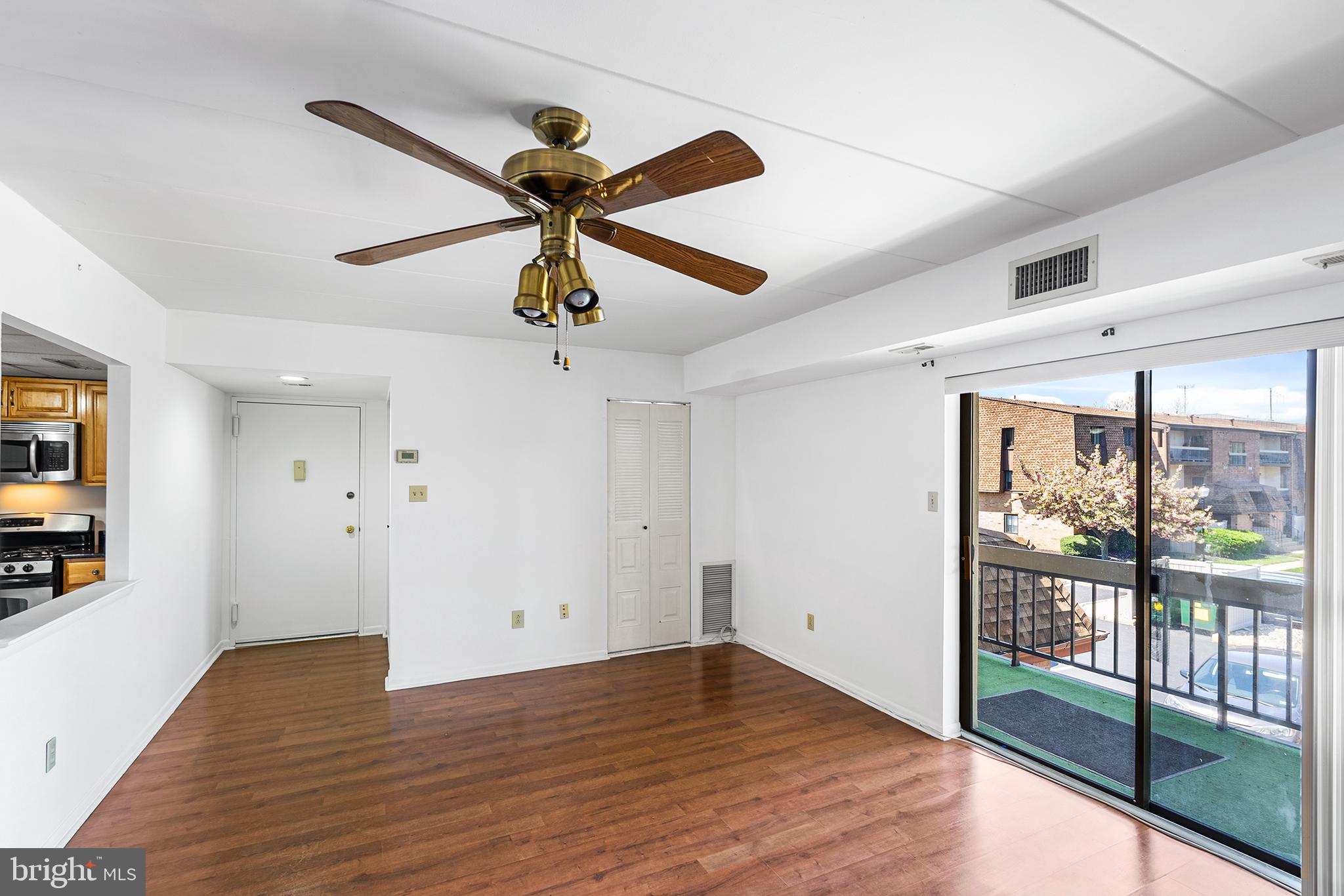 67101 Delaire Landing Road, Unit 101 Philadelphia, PA 19114 - Photo 6 of 29 Gallery Image 6