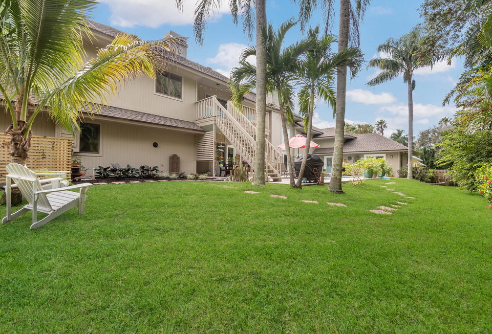 5 Marguerita Road Sewall's Point, FL 34996 - Photo 19 of 22 Backyard