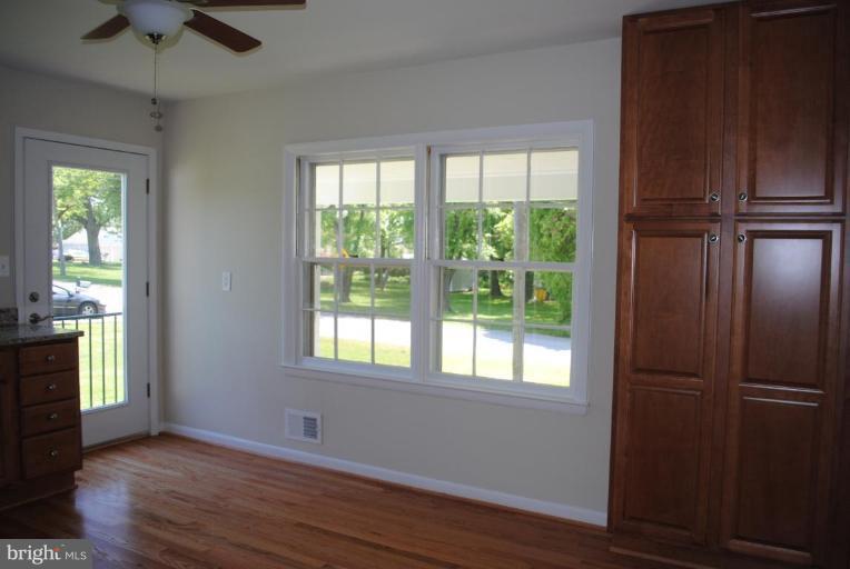 7804 Appletree Road Pasadena, MD 21122 - Photo 8 of 21 Kitchen #2