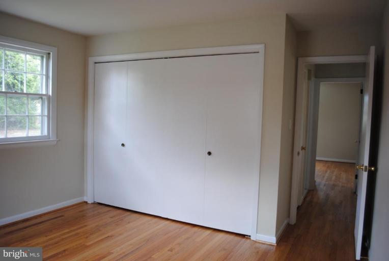 7804 Appletree Road Pasadena, MD 21122 - Photo 9 of 21 Bedroom #1