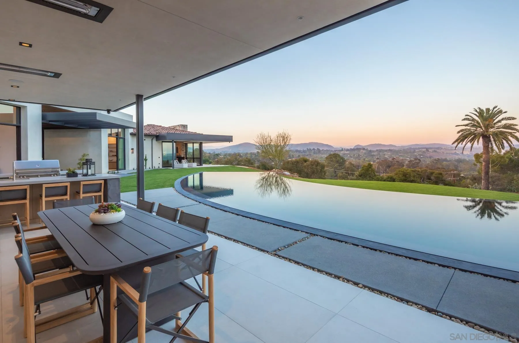 5385 Linea Del Cielo Rancho Santa Fe, CA 92067 - Photo 12 of 48 Gallery Image 12