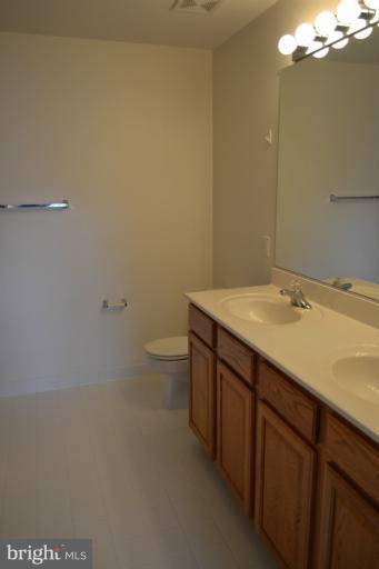 4800 Coyle Road, Unit 307 Owings Mills, MD 21117 - Photo 14 of 25 Bath (Master)