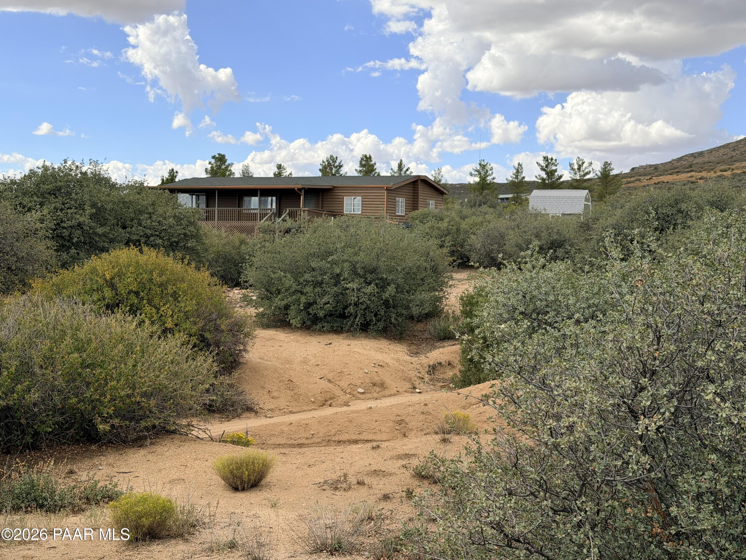 1675 Ark Landing, Unit 8 Dewey, AZ 86327 - Photo 23 of 35 Landscaped Trail