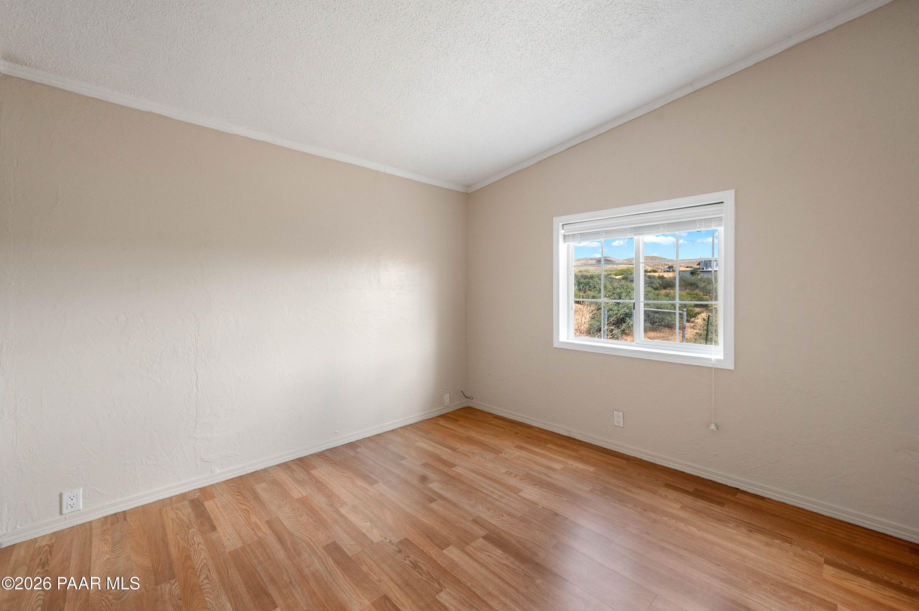 1675 Ark Landing, Unit 8 Dewey, AZ 86327 - Photo 9 of 35 New Bedroom 1