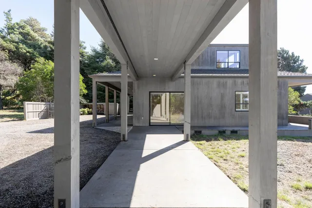 $1,395,000 | 35844 Sea Ridge Road, The Sea Ranch, CA 95497