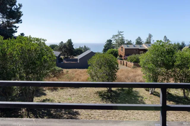 $1,395,000 | 35844 Sea Ridge Road, The Sea Ranch, CA 95497
