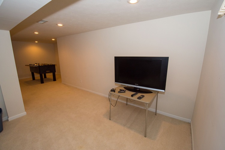 51901 Primrose Road South Bend, IN 46628 - Photo 27 of 34 Gallery Image 27