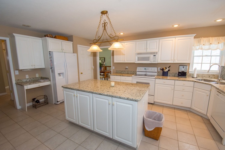 51901 Primrose Road South Bend, IN 46628 - Photo 8 of 34 Gallery Image 8