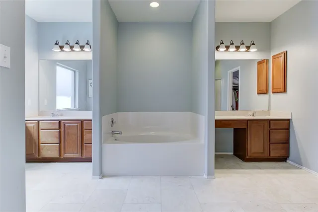 $569,999 | 920 Autumn Sage Way, Pflugerville, TX 78660