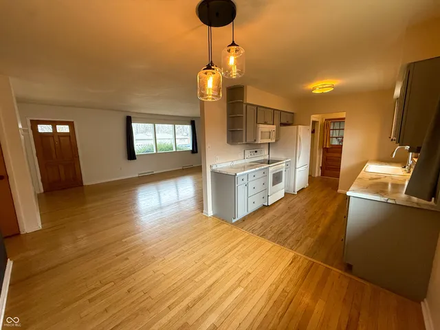 $1,500 | 9 Paradise Lane, Greencastle, IN 46135