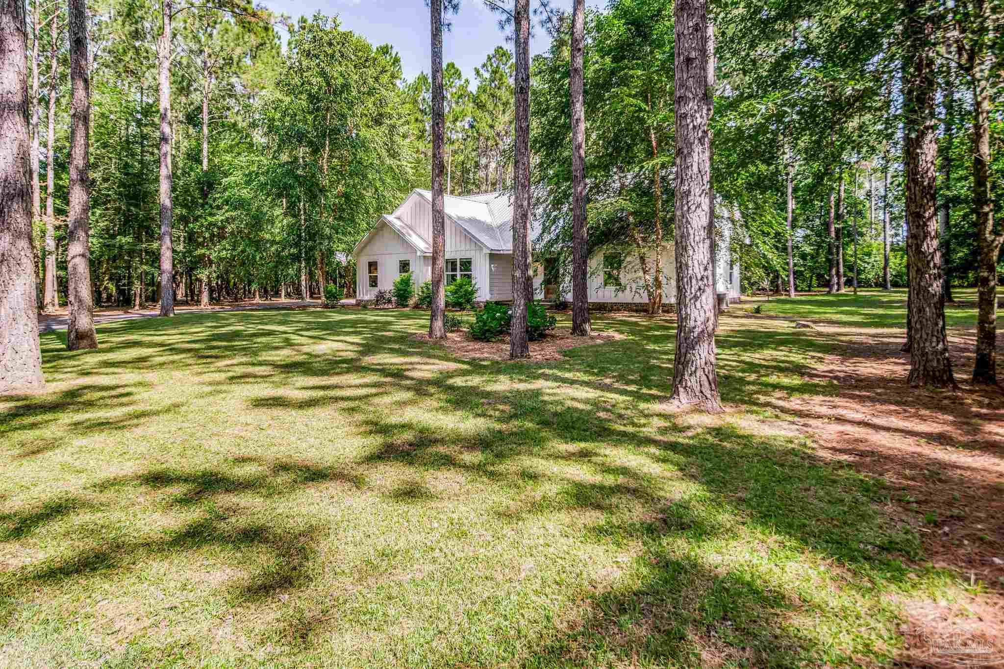 2581 10 Mile Road Pace, FL 32571 - Photo 3 of 59