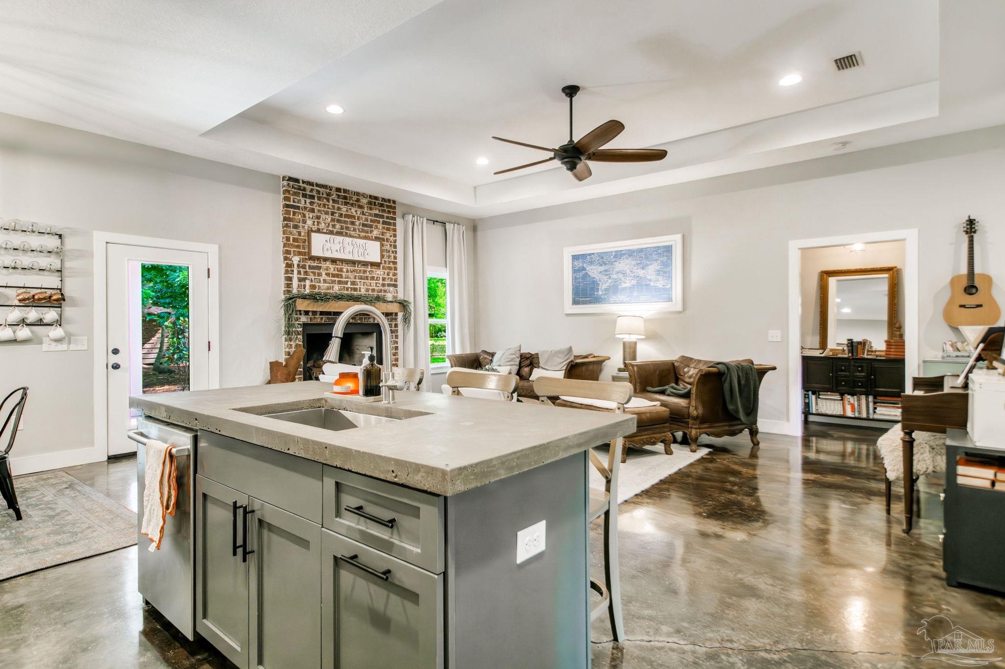 2581 10 Mile Road Pace, FL 32571 - Photo 6 of 59