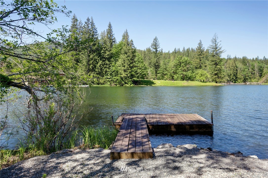 9091 Frost Creek Road Maple Falls, WA 98266 - Photo 11 of 25