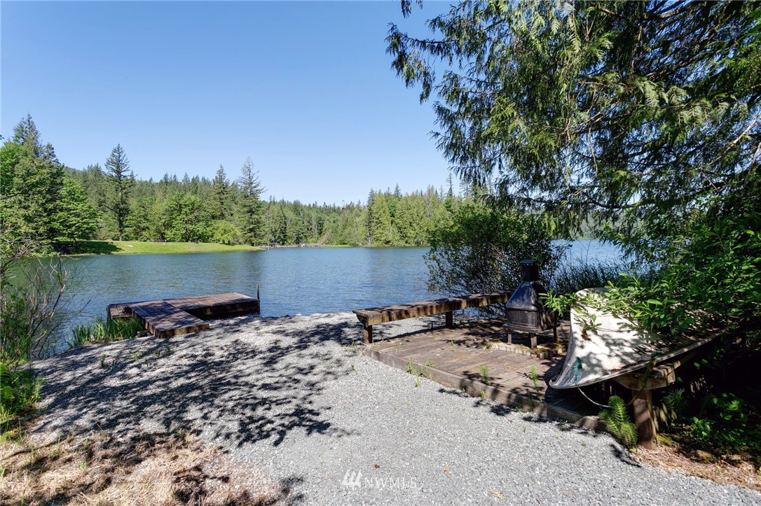 9091 Frost Creek Road Maple Falls, WA 98266 - Photo 12 of 25