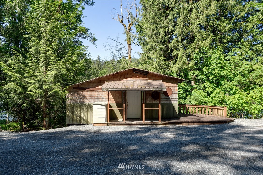 9091 Frost Creek Road Maple Falls, WA 98266 - Photo 24 of 25