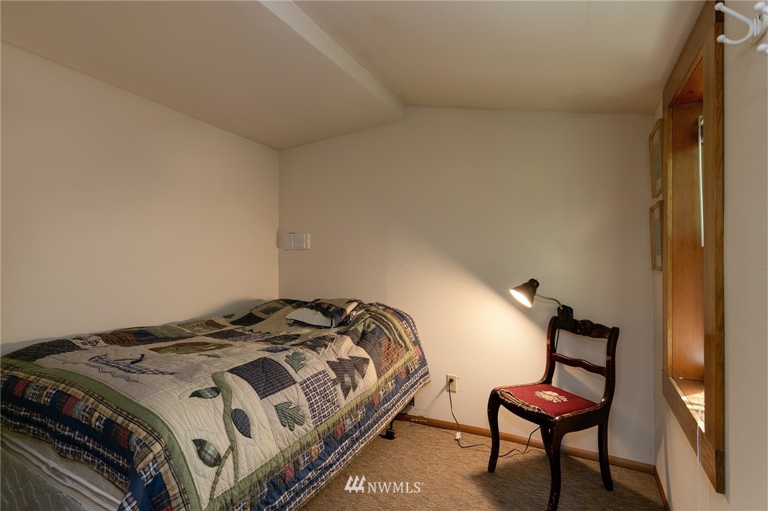 9091 Frost Creek Road Maple Falls, WA 98266 - Photo 8 of 25